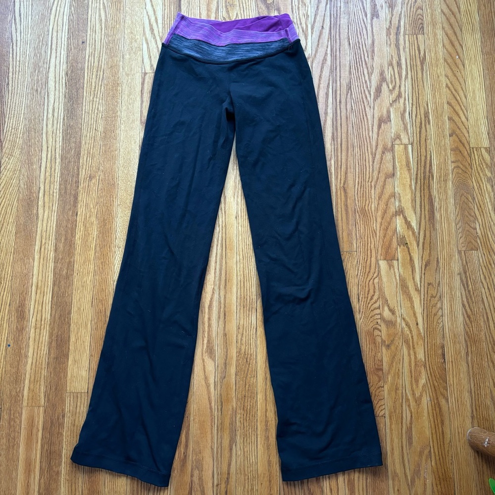 Lululemon vtg Black Yoga Pants with Purple Waistband